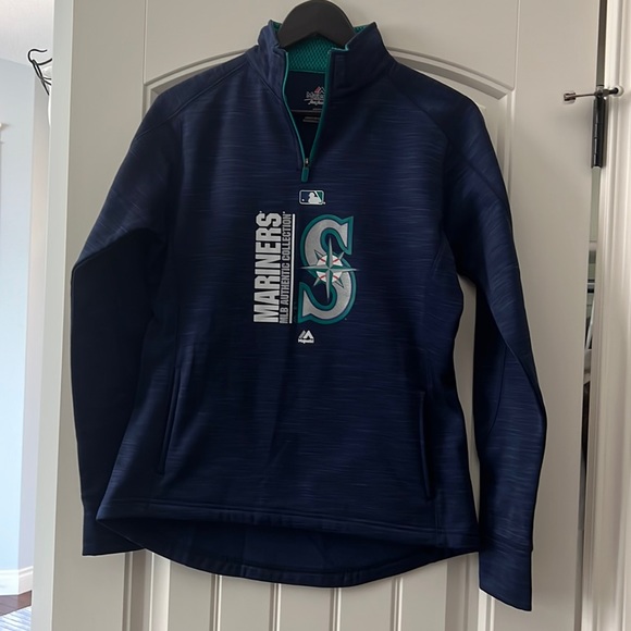 Ladies pull over - Picture 1 of 3